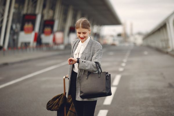 Top 10 sacs de voyage élégants pour femmes alliant style et fonction